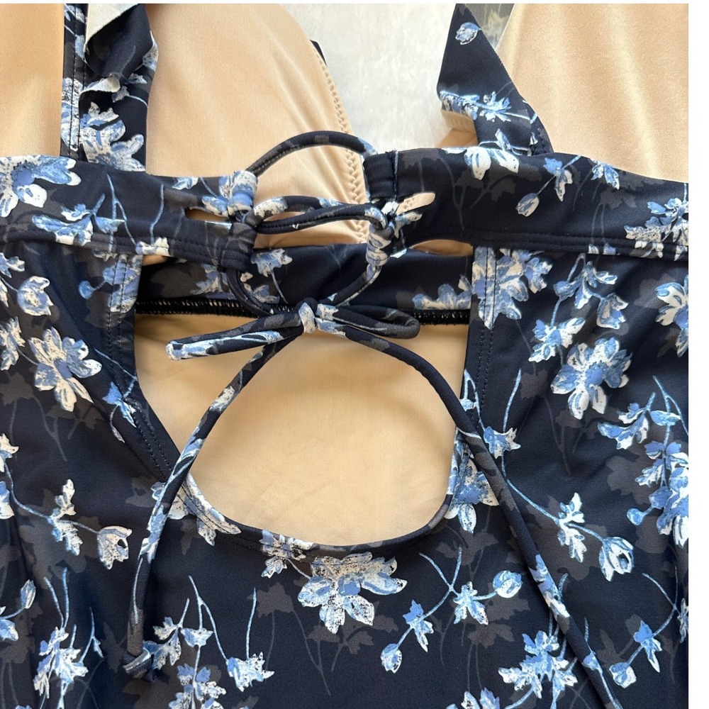 A Pea in the Pod Maternity Swimsuit L Blue Floral Ruffle Strap One Piece NWT - Picture 5 of 11